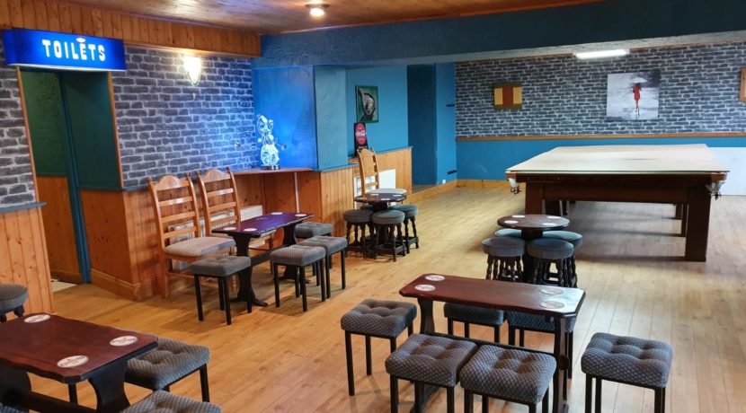 Petes Pub main lounge floor dance ith snooker 2020