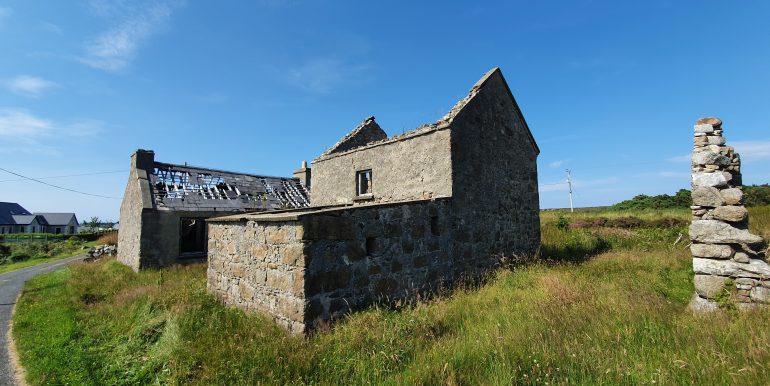 Stranabrooey - Byre and Cottage.