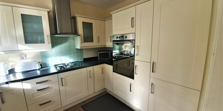 Colin Greeves kitchen 2 adj