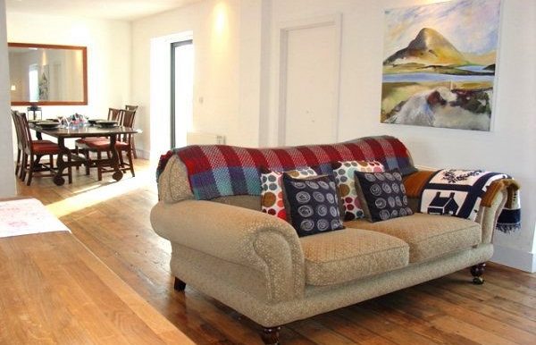 Dadley Living area 5