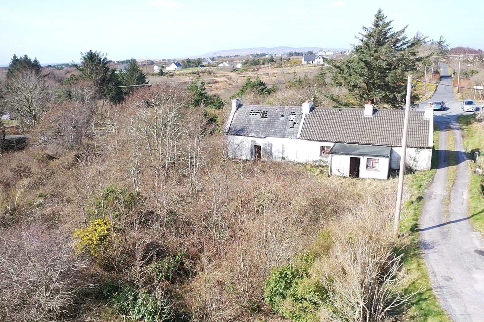 Crickamore, Burtonport – 1.40 acres with 2 Semi-detached dwelling.