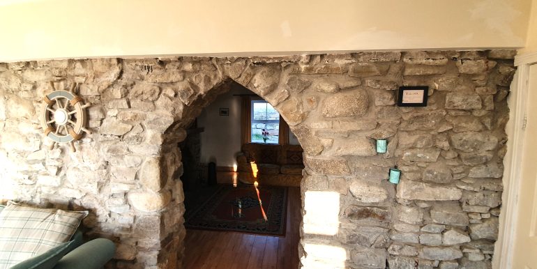 Forsythe archway adj