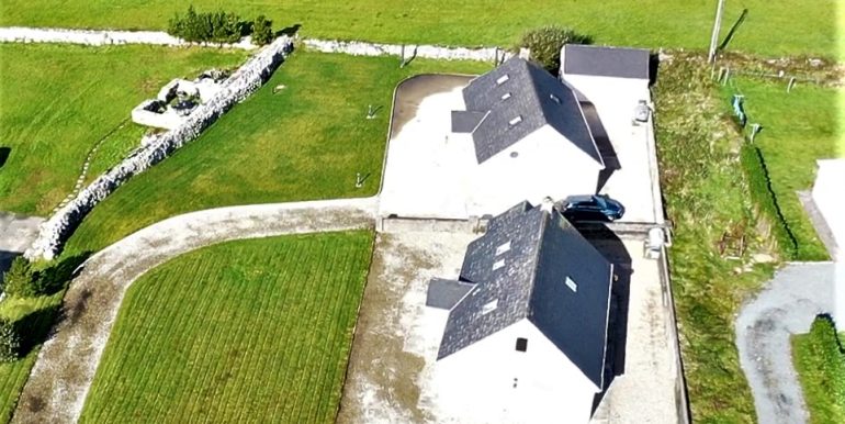 Donal Mc Elhinney 46. aerial shows 2 houses Lunn (1)