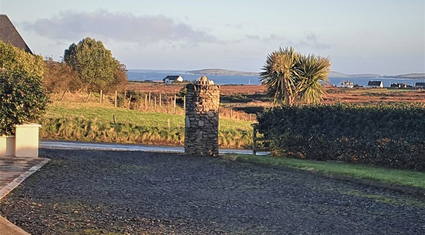 Marion Curran 14. seaview adj 1