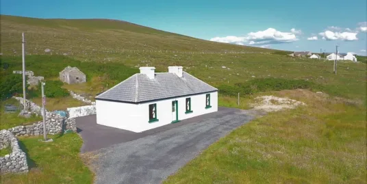 Chapel Road, Brinalack, Derrybeg, Co. Donegal – traditional cottage
