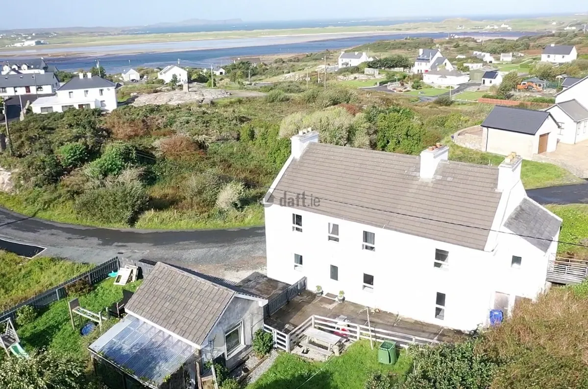 Ranafast, Co. Donegal – 6 Bedroom House for Rent.
