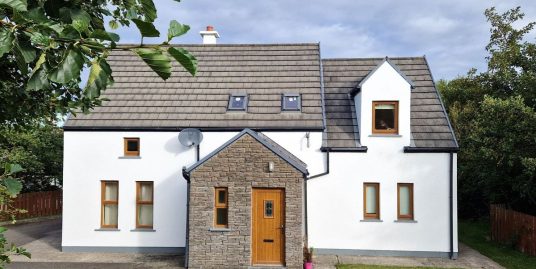 4 Ard Mhin An Iolar, Derrybeg,